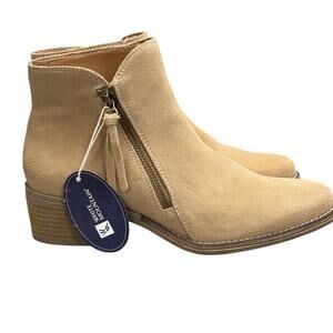 White Mountain Altos Block Heel Suede Bootie